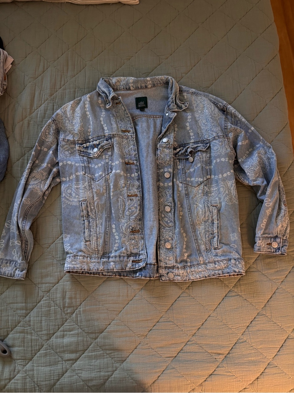 wild fable Light Wash Paisley Denim Jacket - White Print